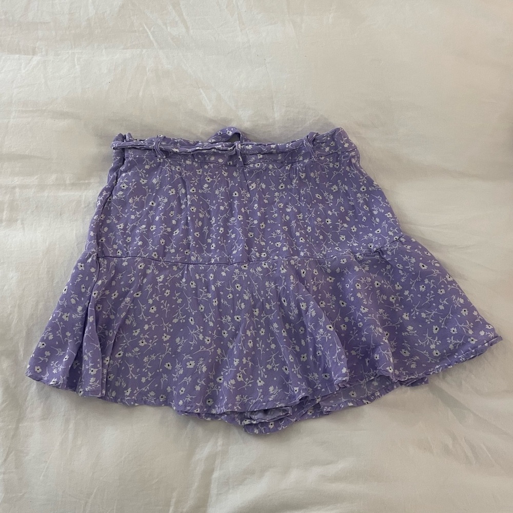 Zara lavender purple and white floral skirt